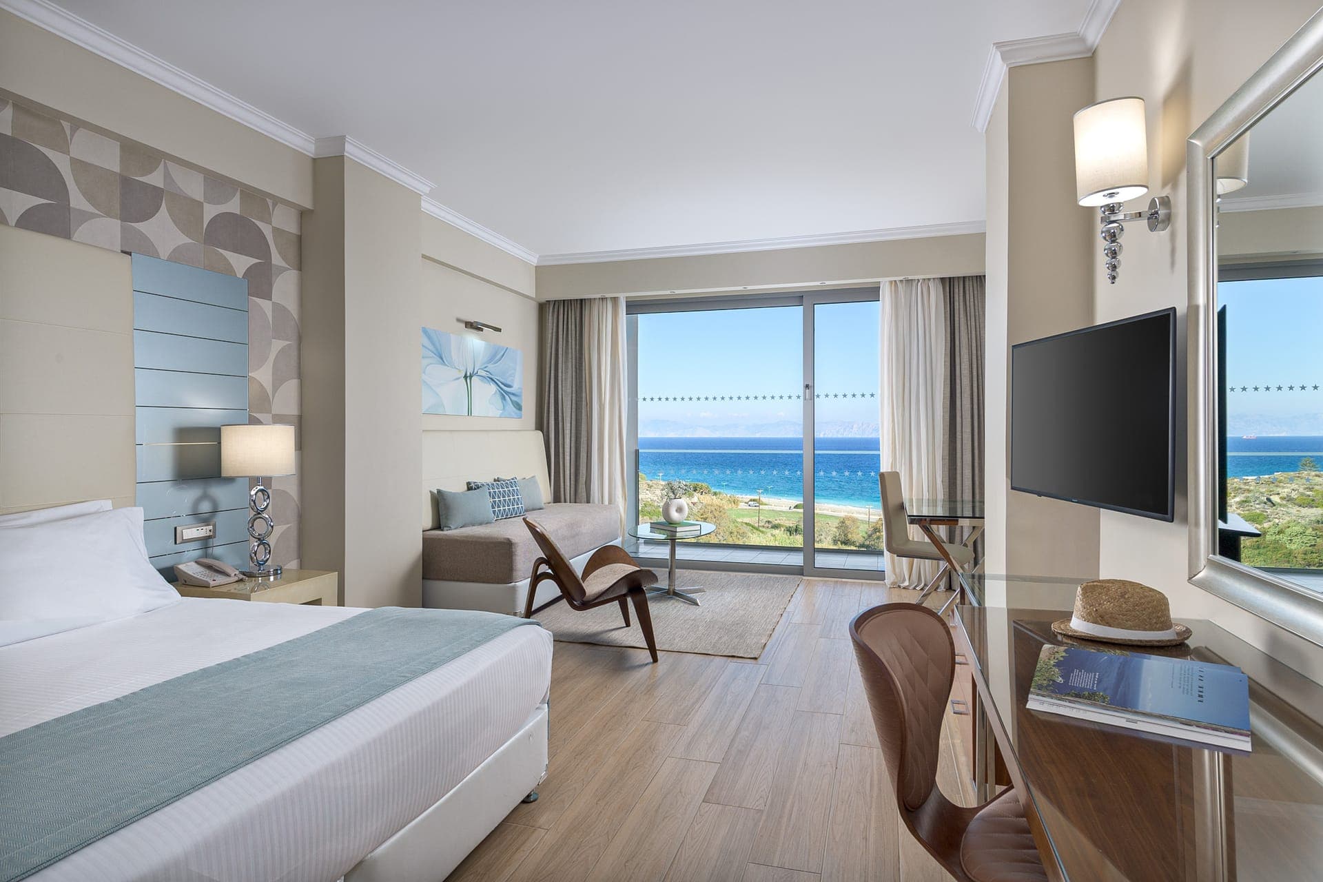 room-types-ATRIUMPLAT-DLXSV-0.jpg