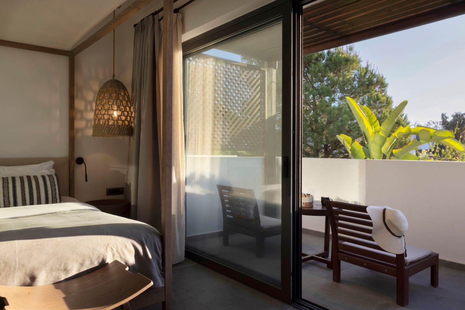 room-types-AULUSLIND-TZBS-0.jpg