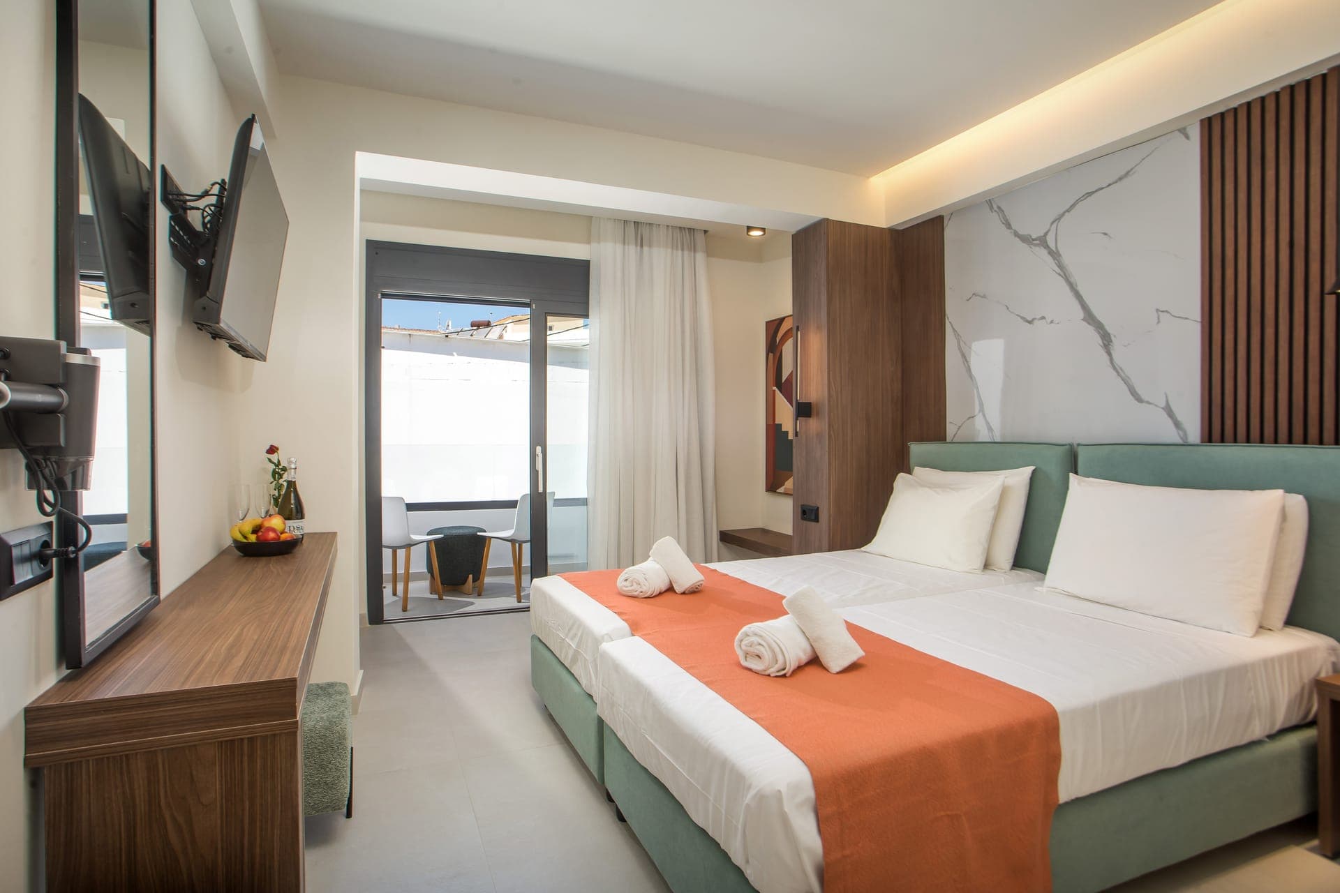 room-types-AURORALIV-CITY-0.jpg