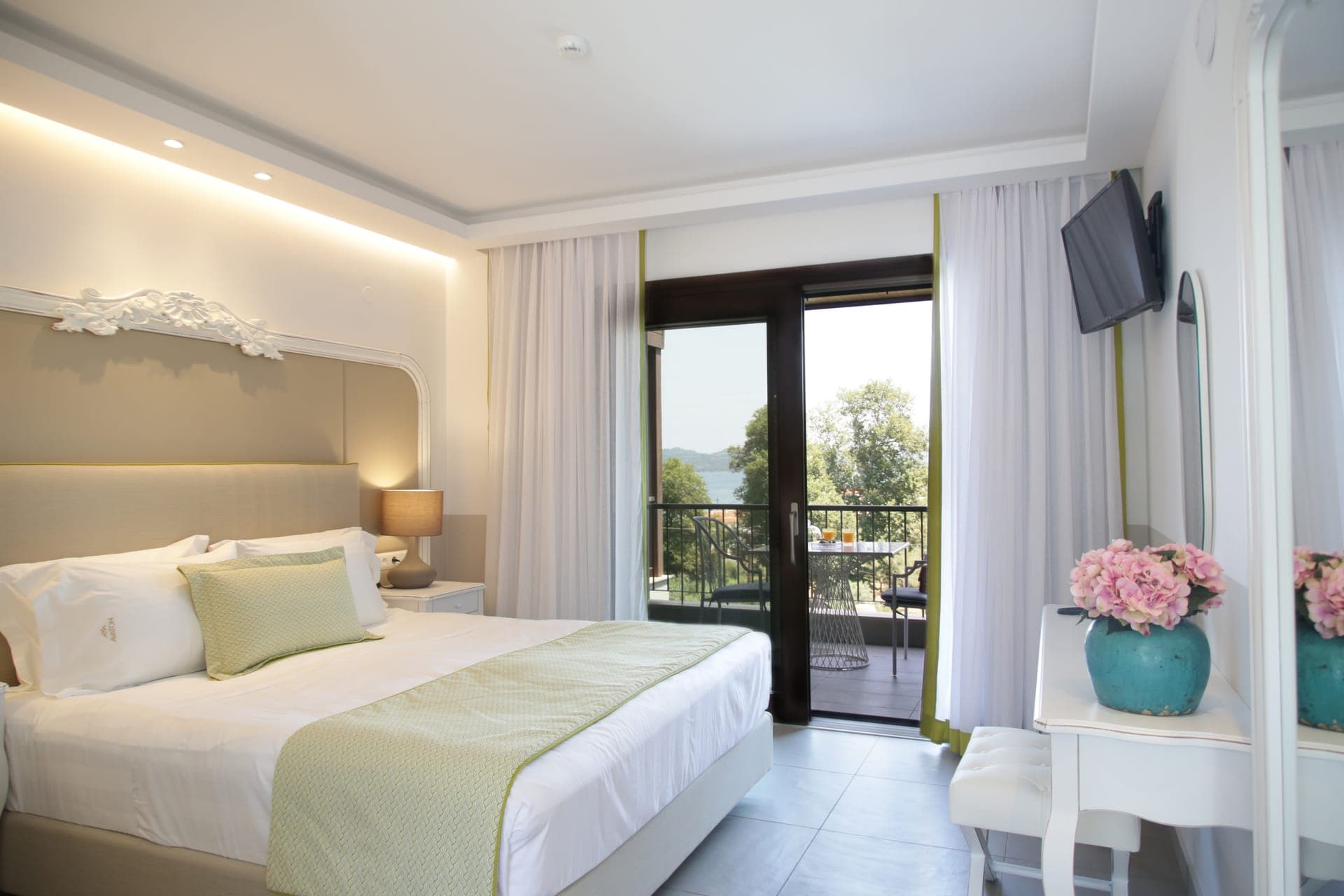 room-types-AVATONLR-2BDCSV-0.jpg