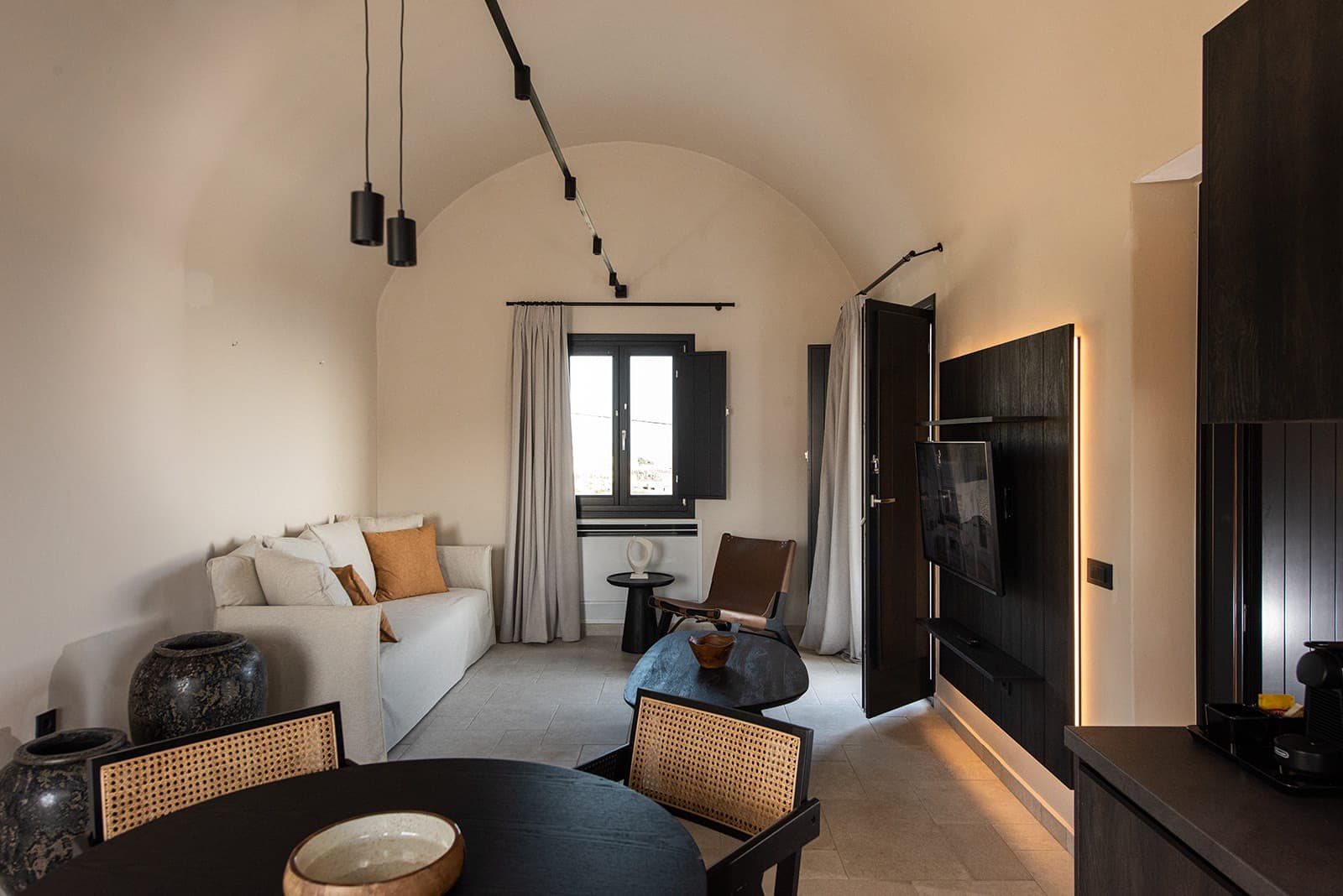 room-types-AVENTOLUXS-1BED3G-0.jpg