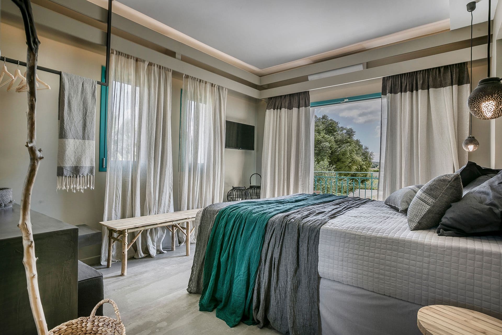room-types-AVITHOS-APTSUI-0.jpg