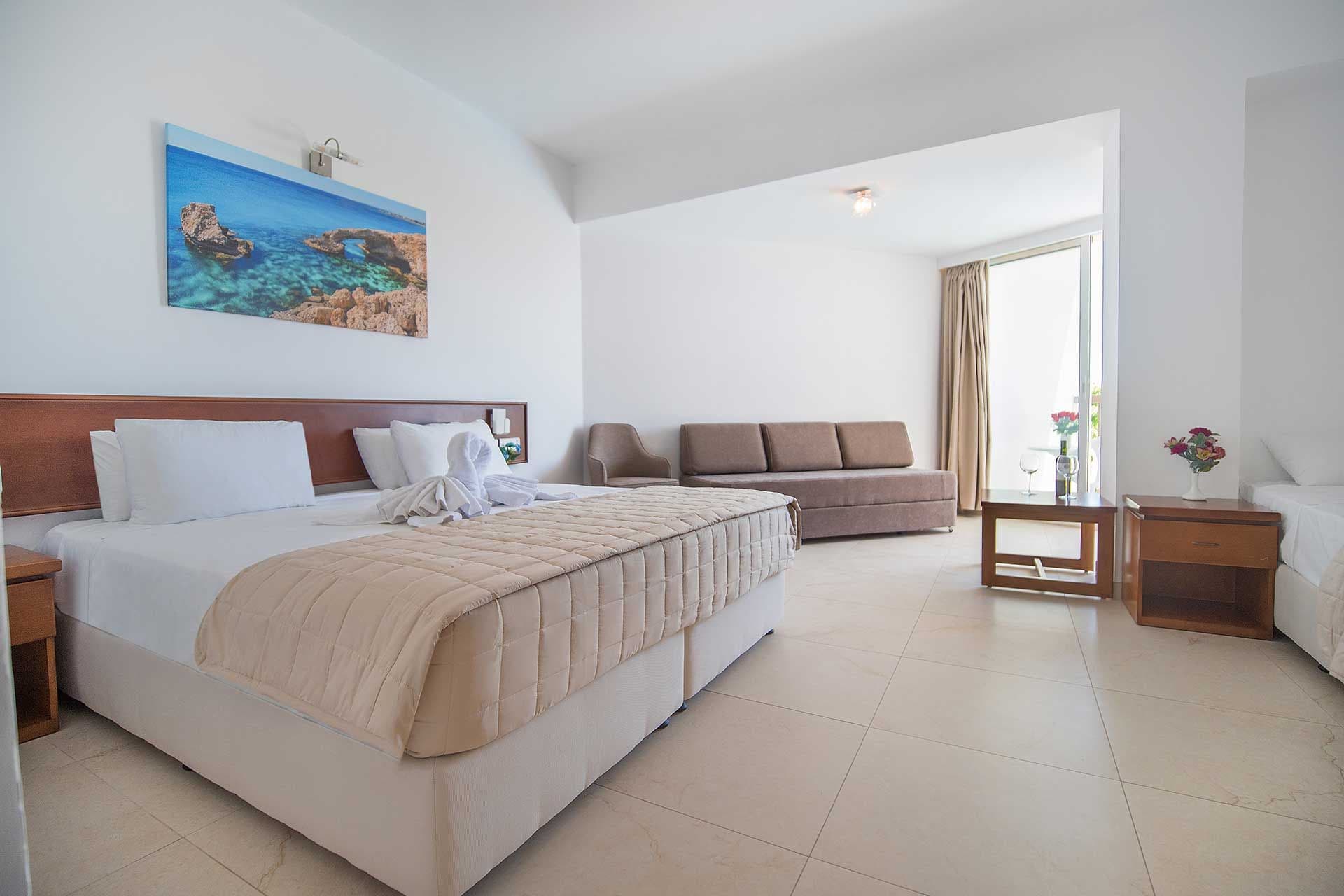room-types-AVLIDA-FAMPOO-0.jpg