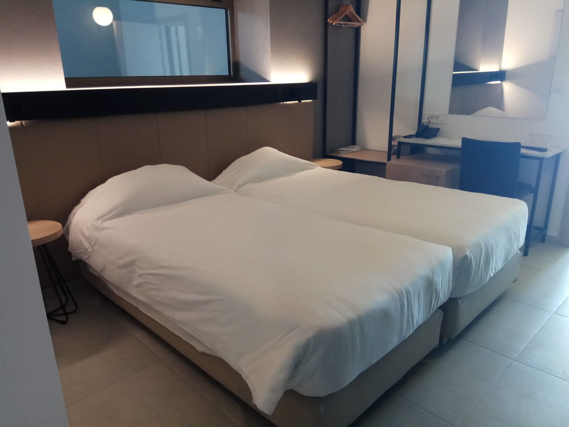 room-types-AVRA-INTR-0.jpg
