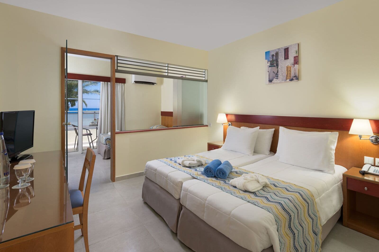 room-types-AVRABR-FAMILY-0.jpg