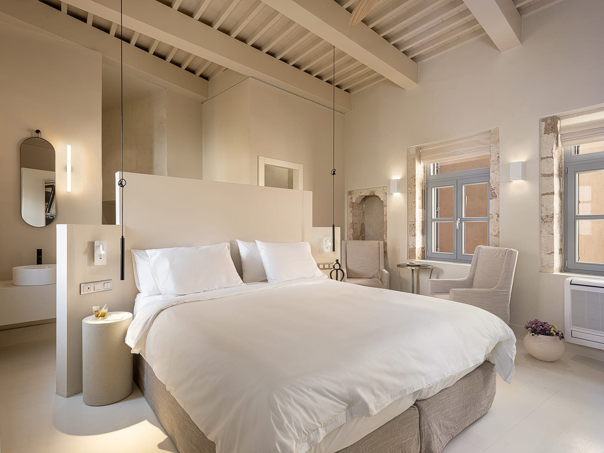 room-types-AZADEHOT-2BSUI-0.jpg