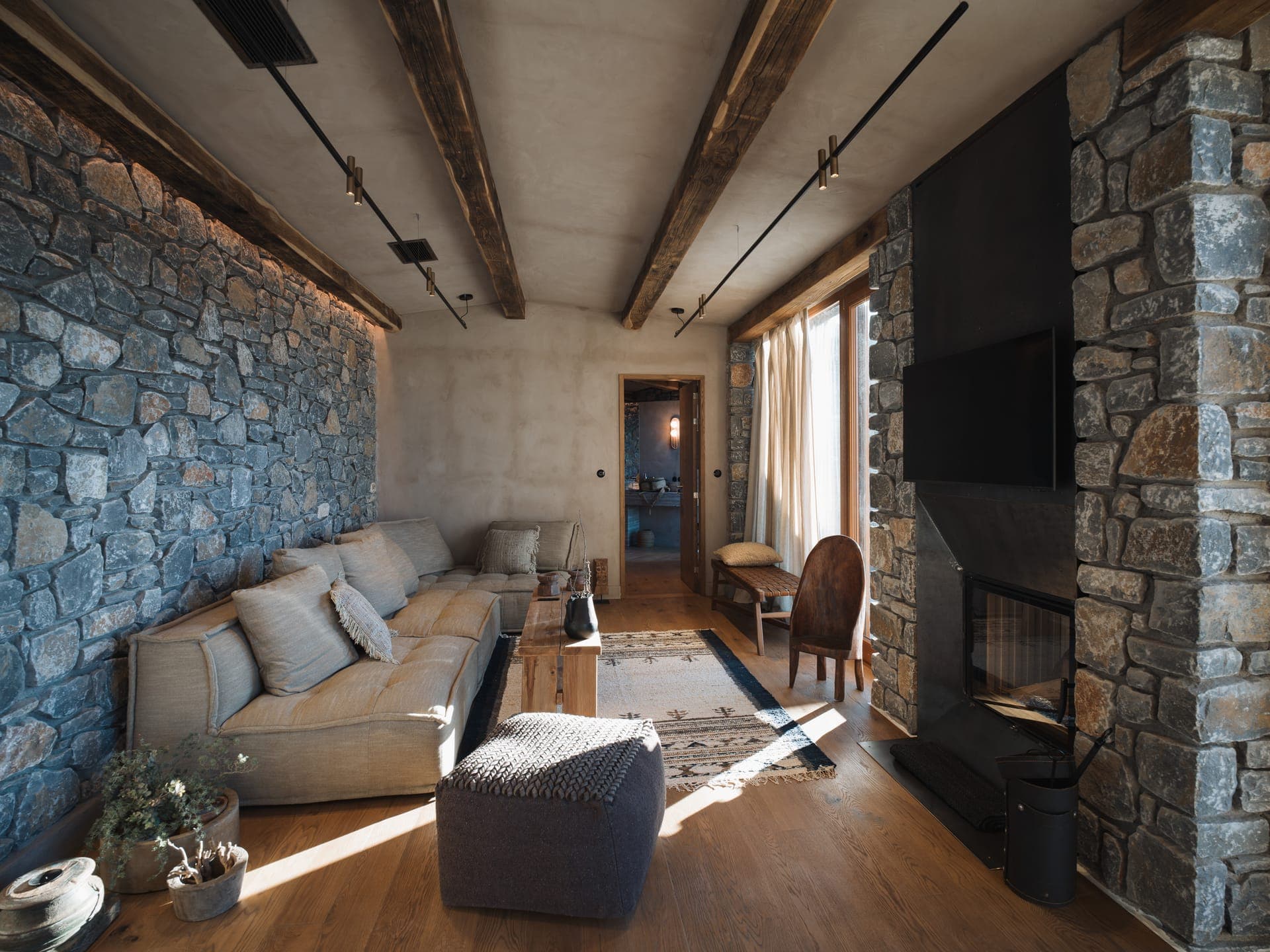 room-types-AZANIAS-12-0.jpg