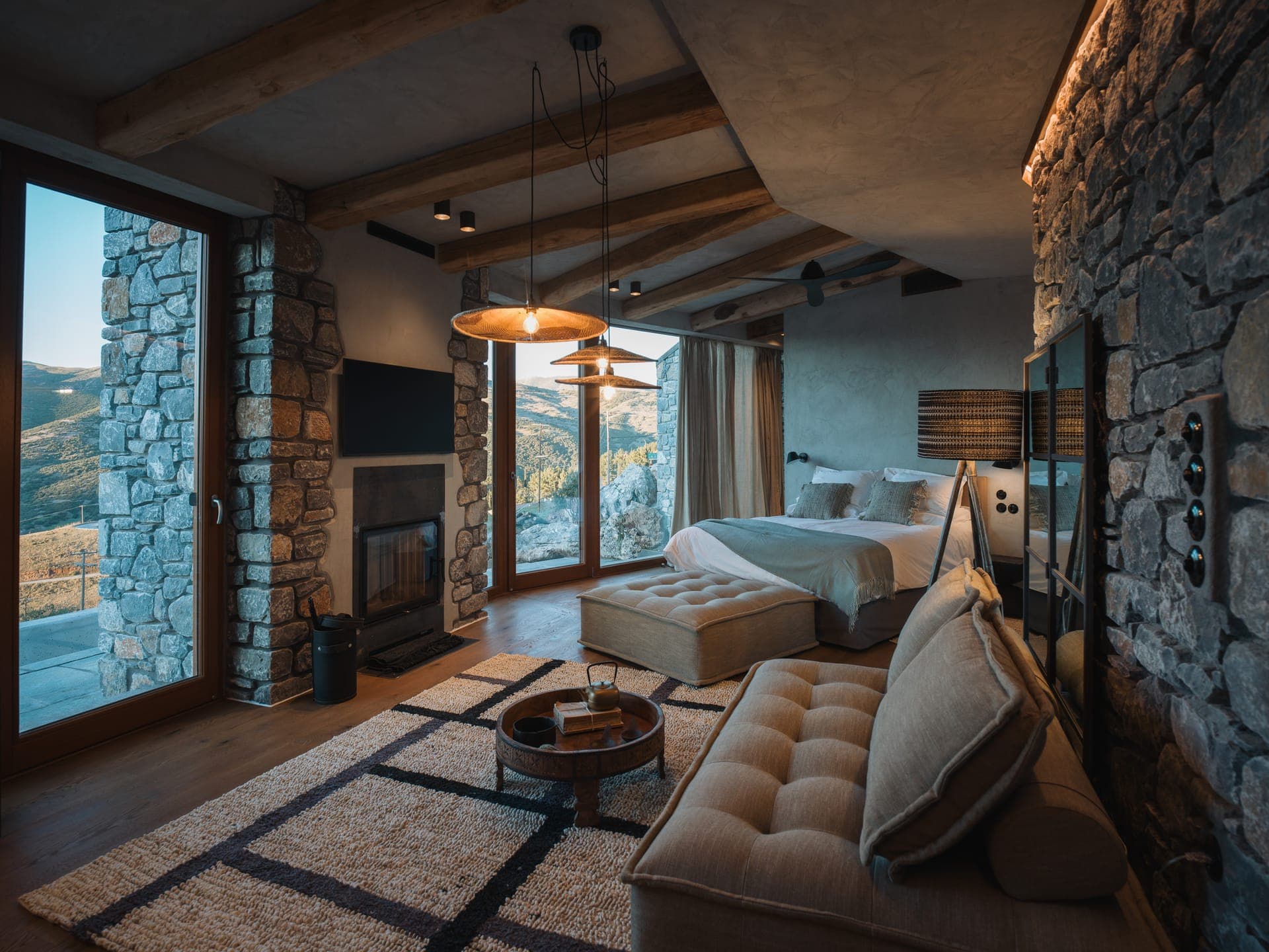 room-types-AZANIAS-14-0.jpg