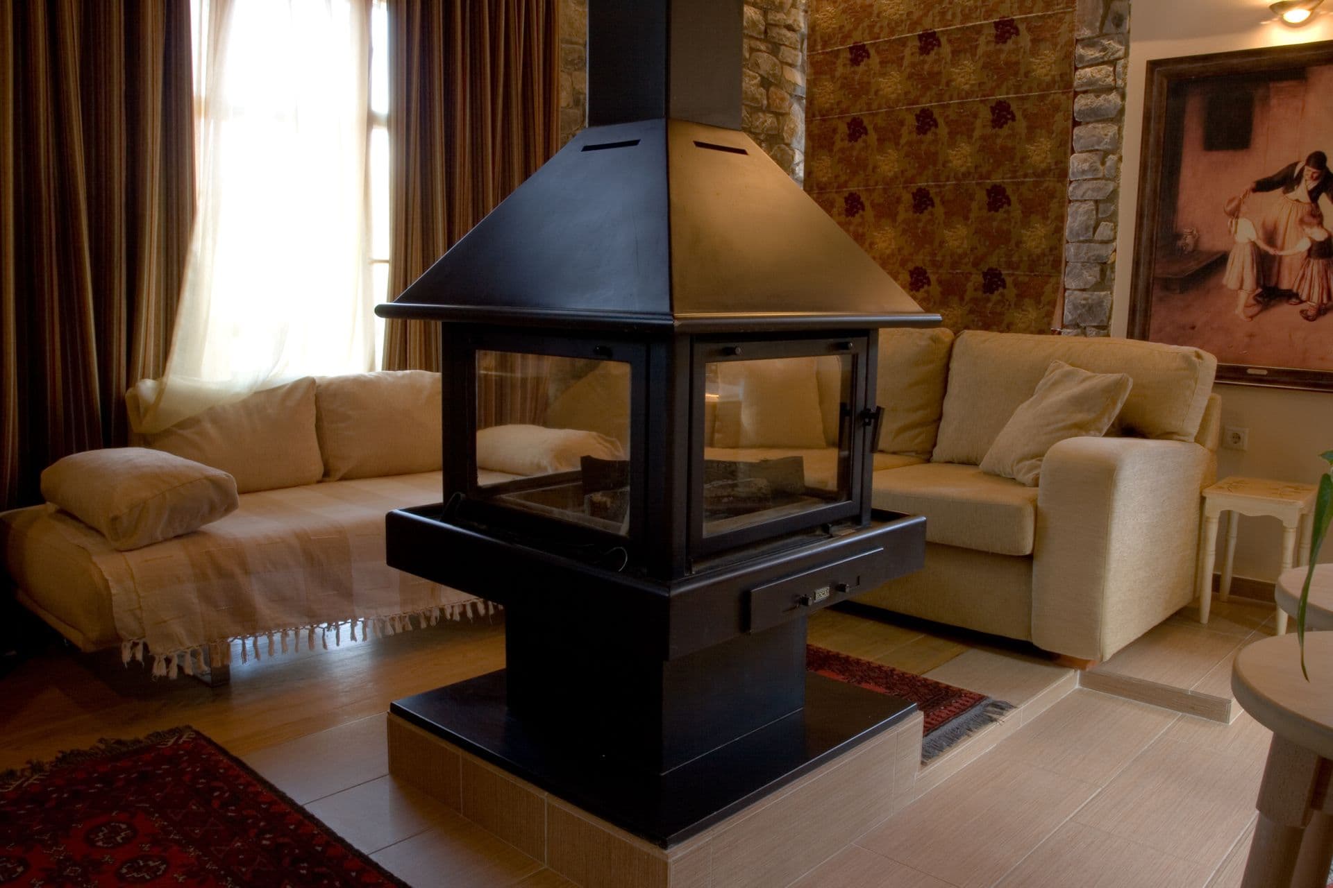 room-types-AZANIAS-SUITE-0.jpg