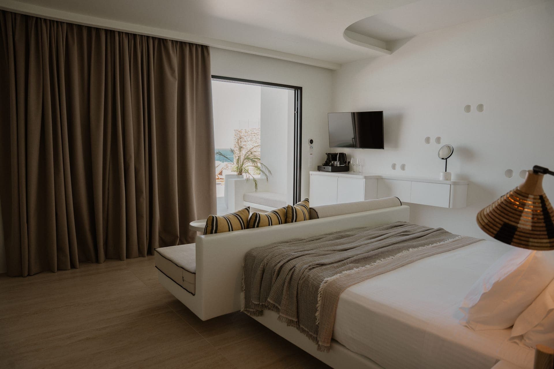 room-types-AZEROLUXS-JRSH-0.jpg