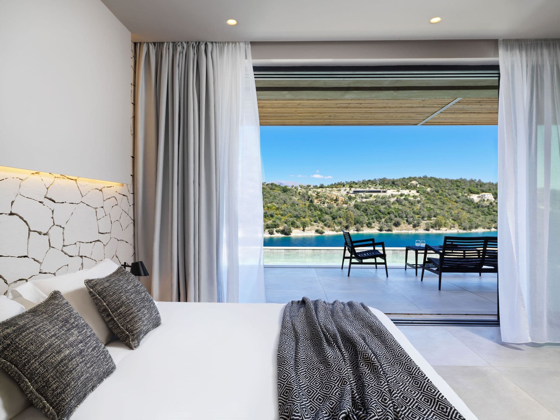 room-types-AZURETREAT-EXTWOW-0.jpg