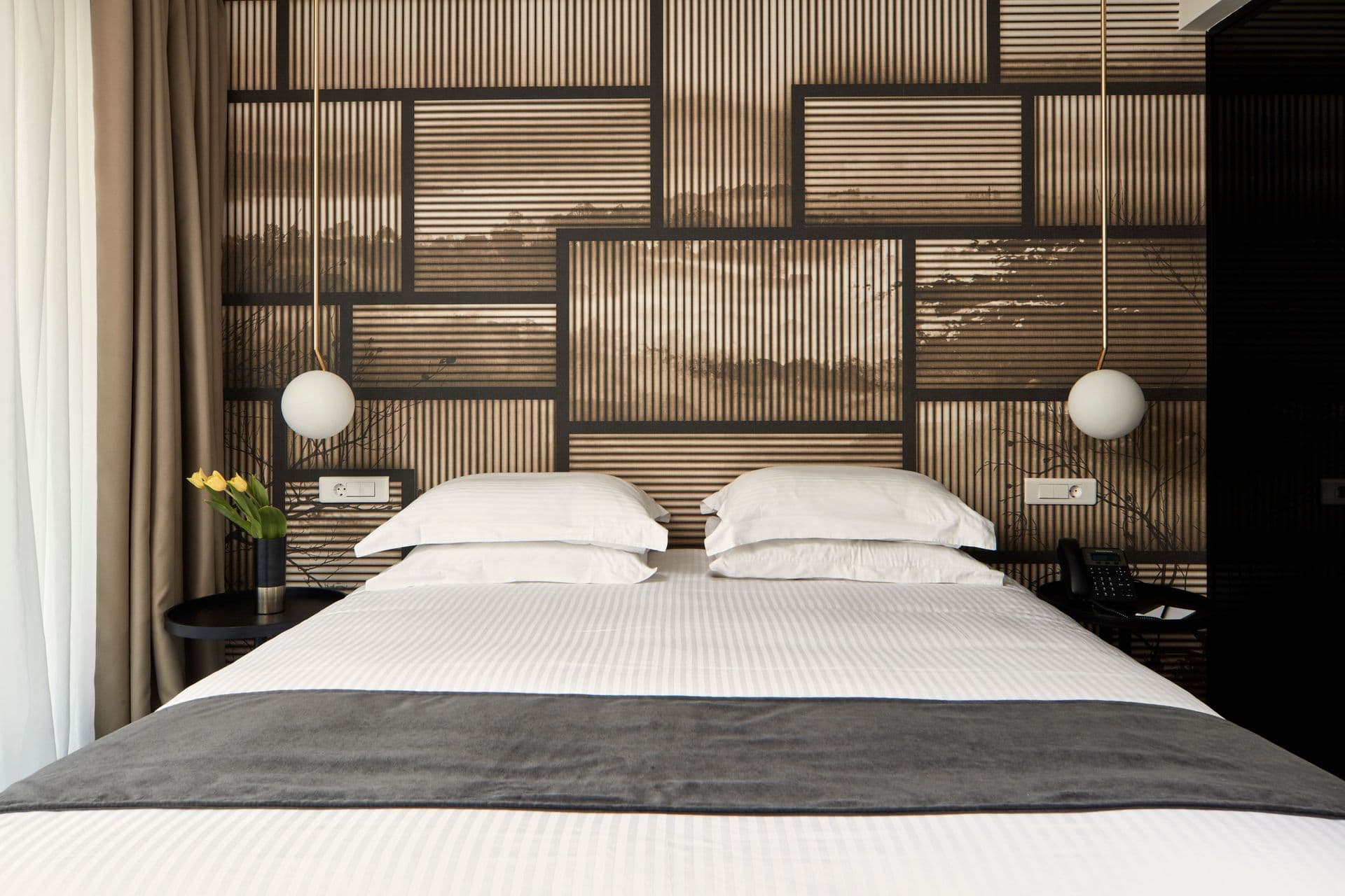 room-types-AZURHOTELV-SPCLA-0.jpg