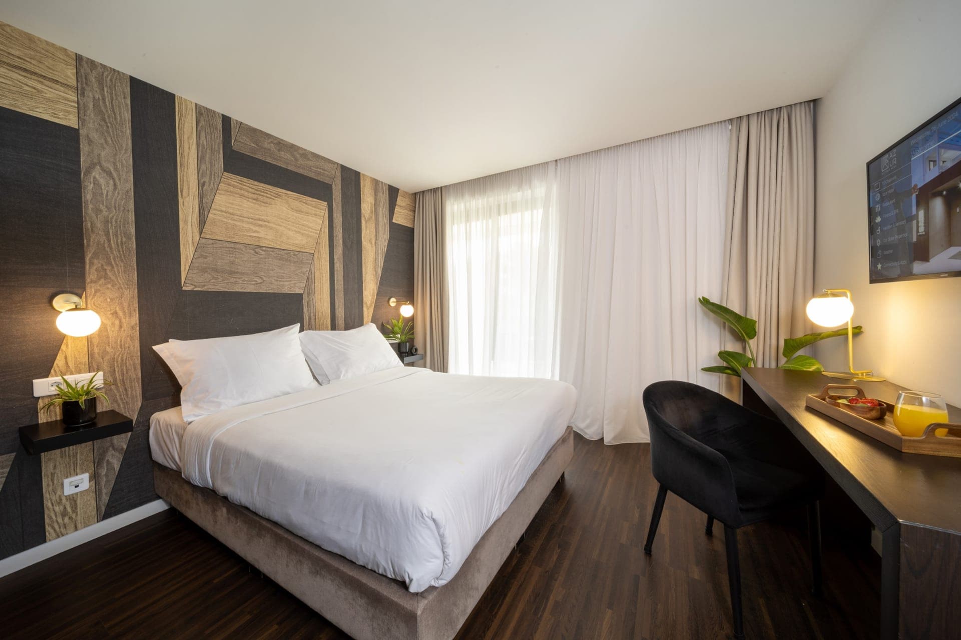 room-types-AZURHOTELV-SUPCOZ-0.jpg
