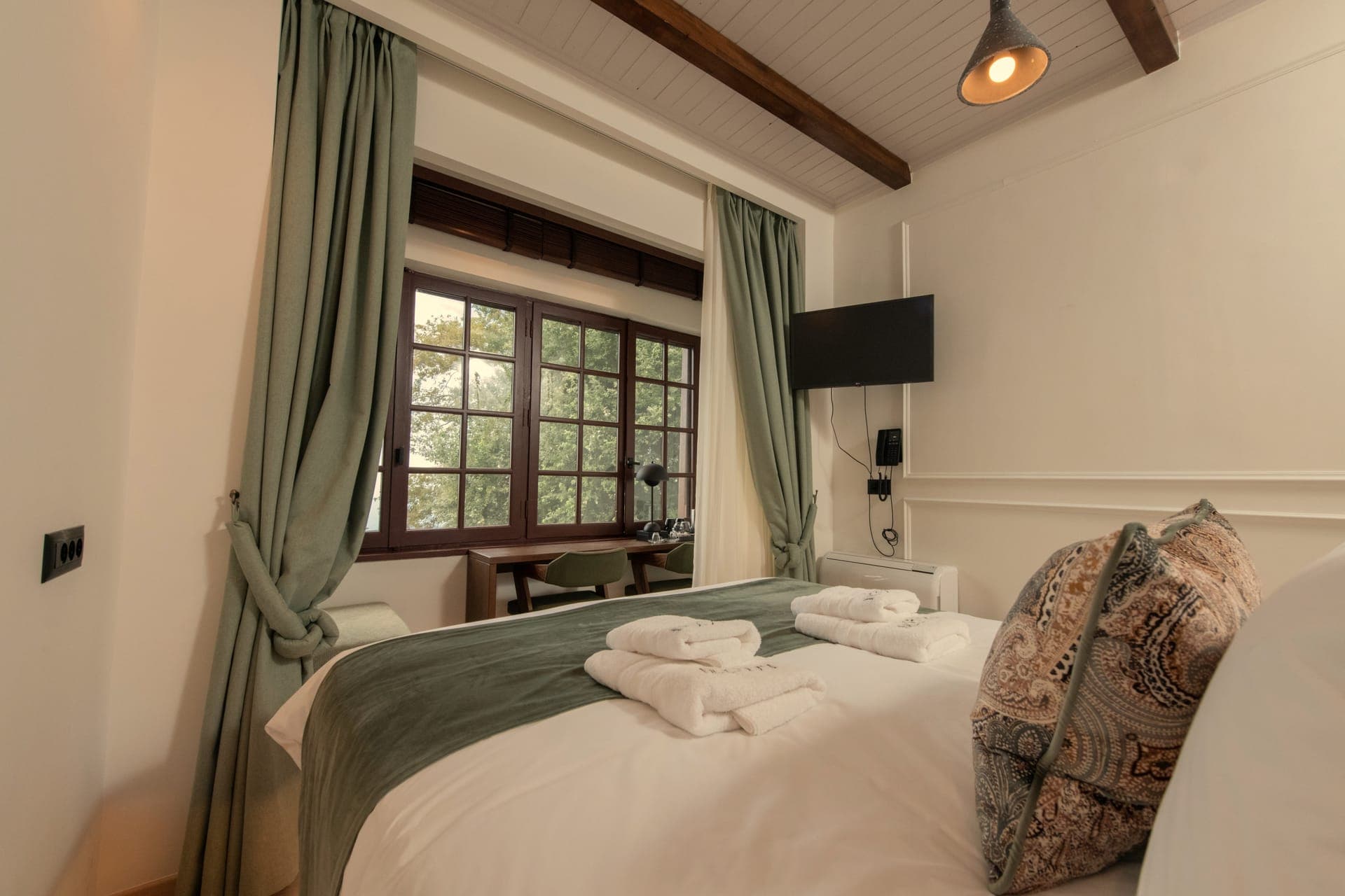 room-types-BALCON-DLDBLS-0.jpg