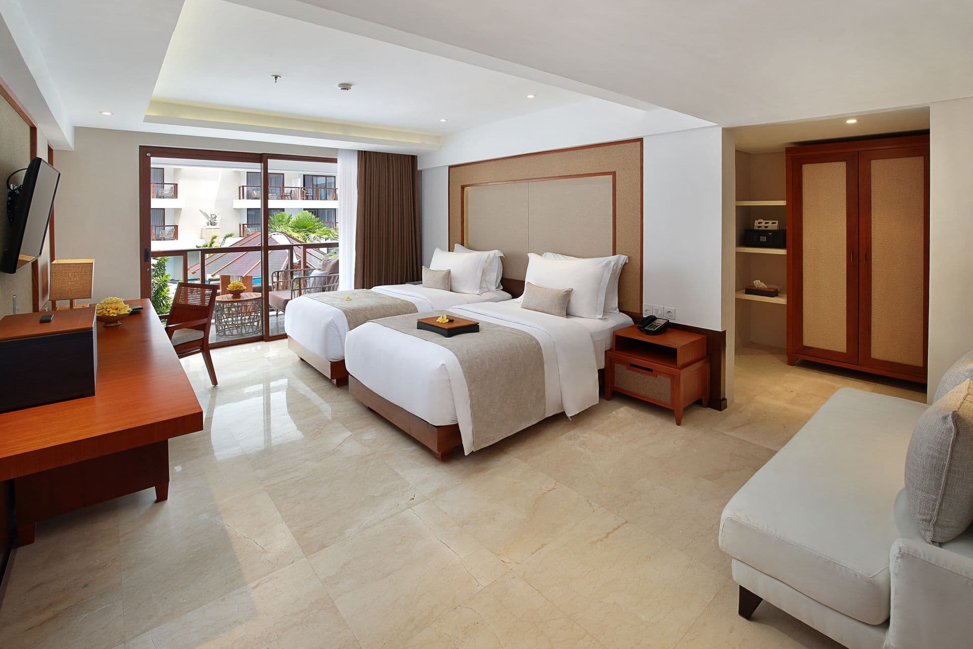 room-types-BANDHA-DLXTWN-0.jpg