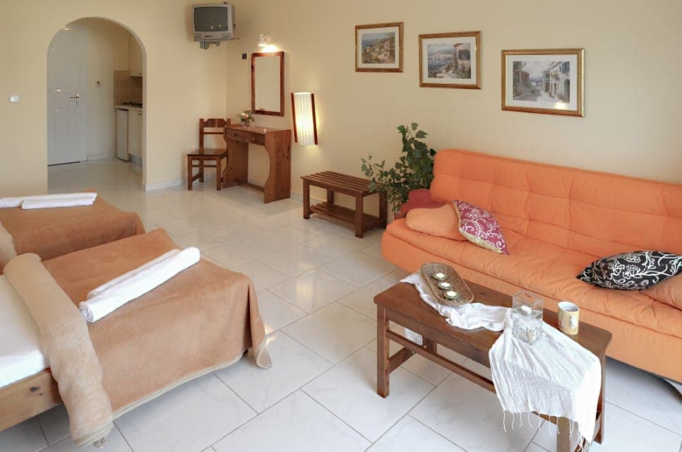 room-types-BELUSSI-1BED-0.jpg