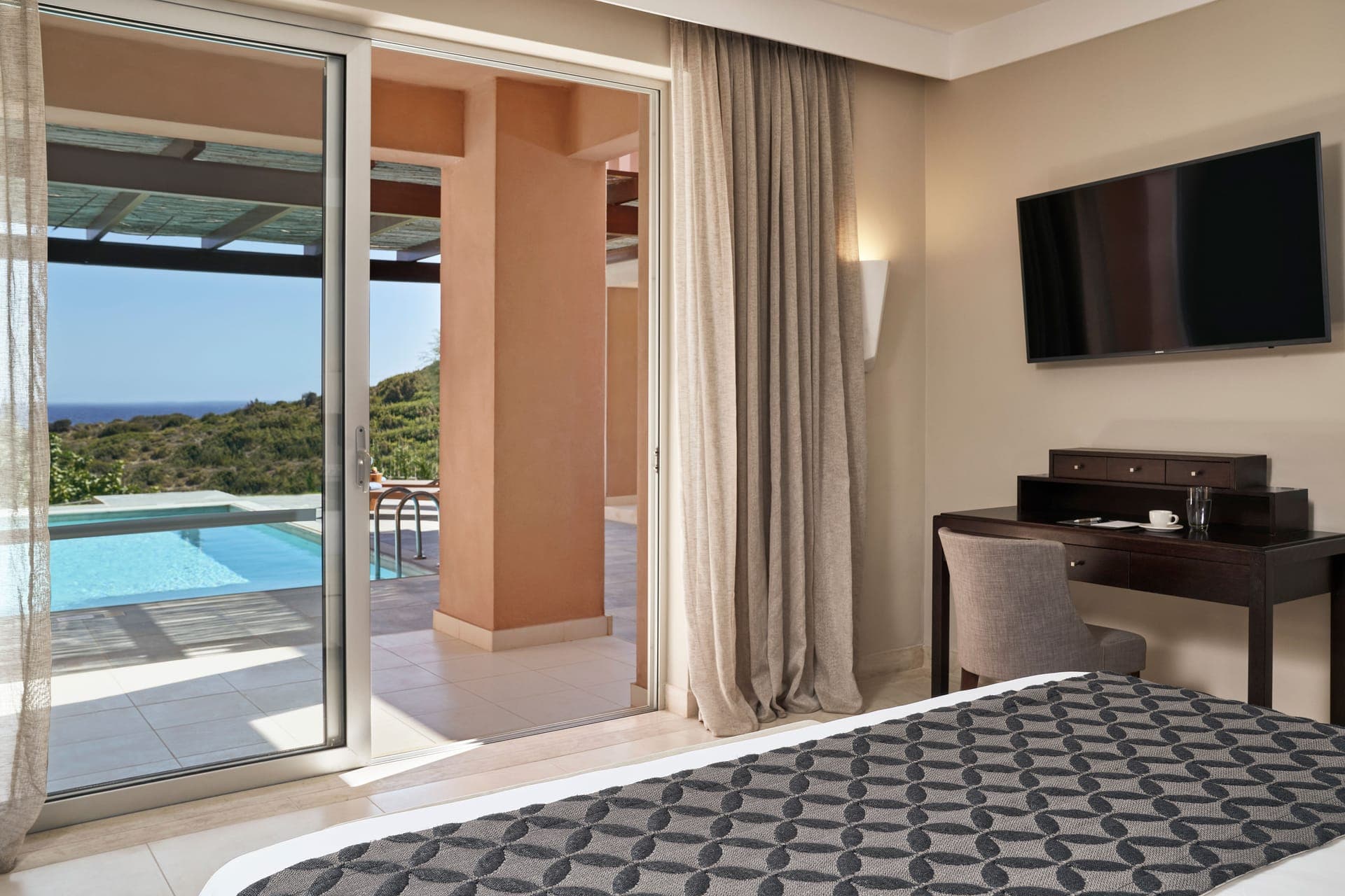 Atlantica Belvedere Resort, Greece - Suite Private Pool Sea View