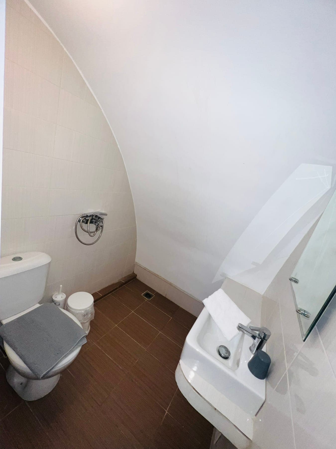 room-types-BIRDSVILLA-ABCDEF-0.jpg