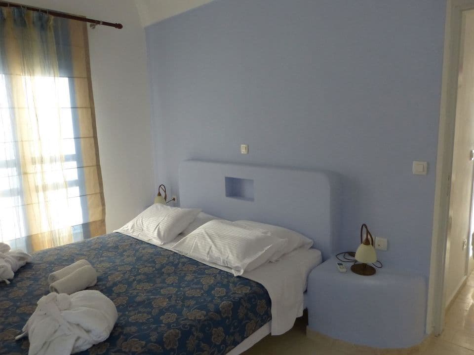 room-types-BLACKSAND-SENIOR-0.jpg