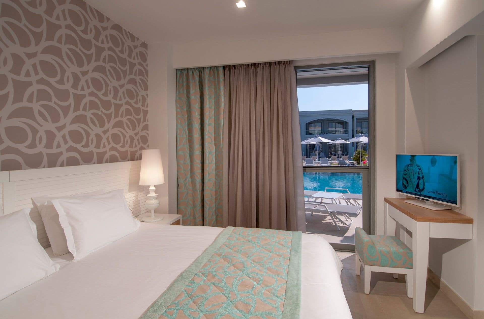 room-types-BLPRINCESS-SUITEU-0.jpg
