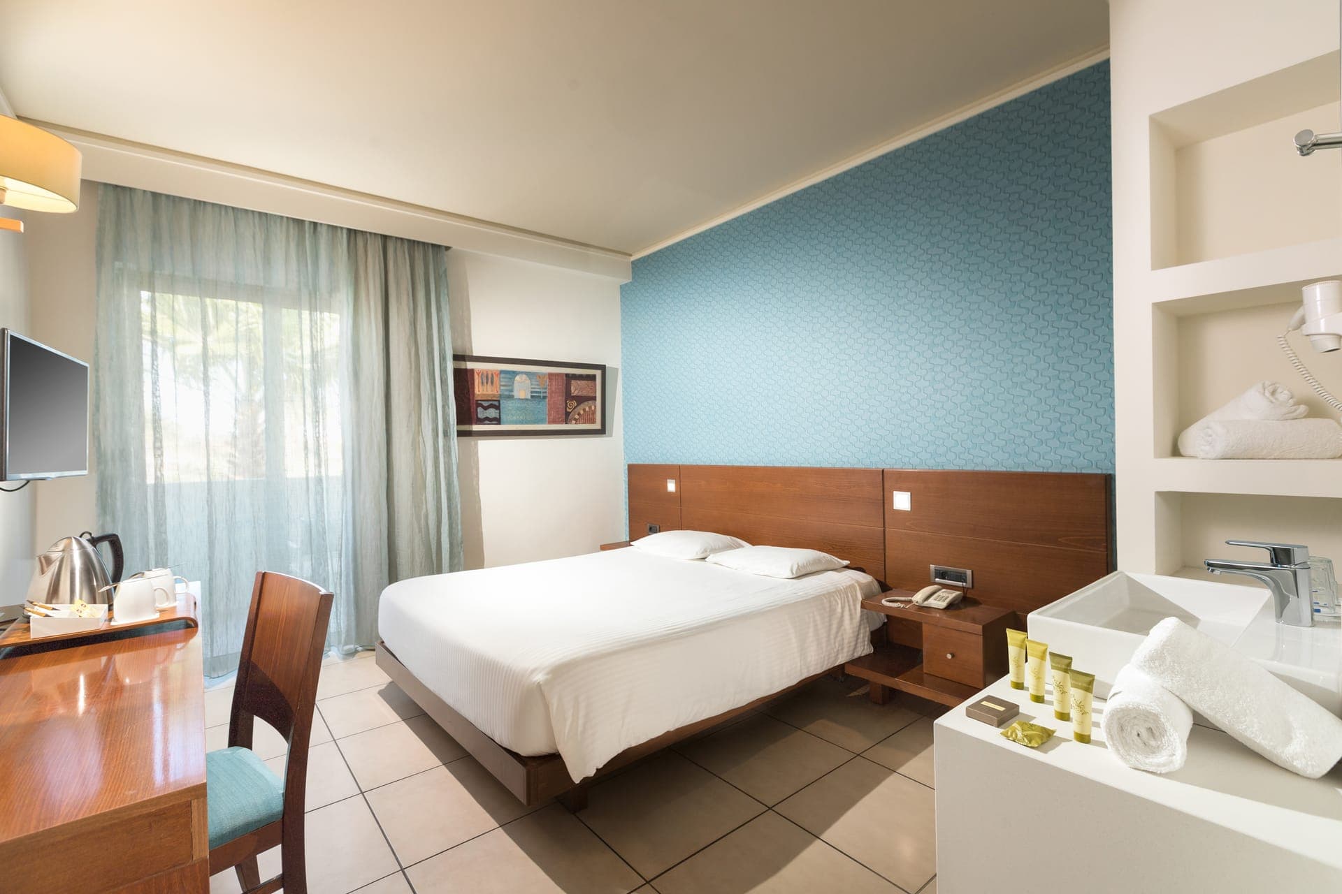 room-types-BLR-TWINSV-0.jpg