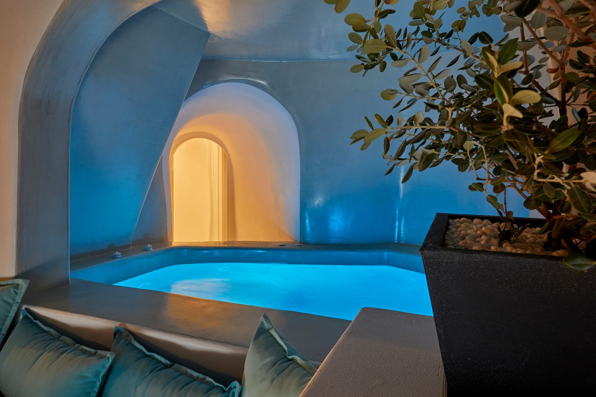room-types-BLUEART-STELLA-0.jpg