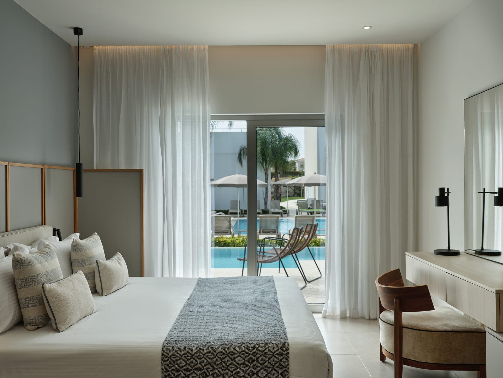 room-types-BLUEATLANT-1BEDSU-0.jpg