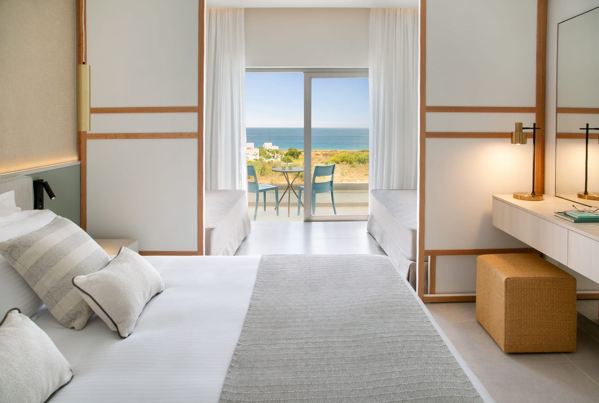room-types-BLUEATLANT-FAMSV-0.jpg