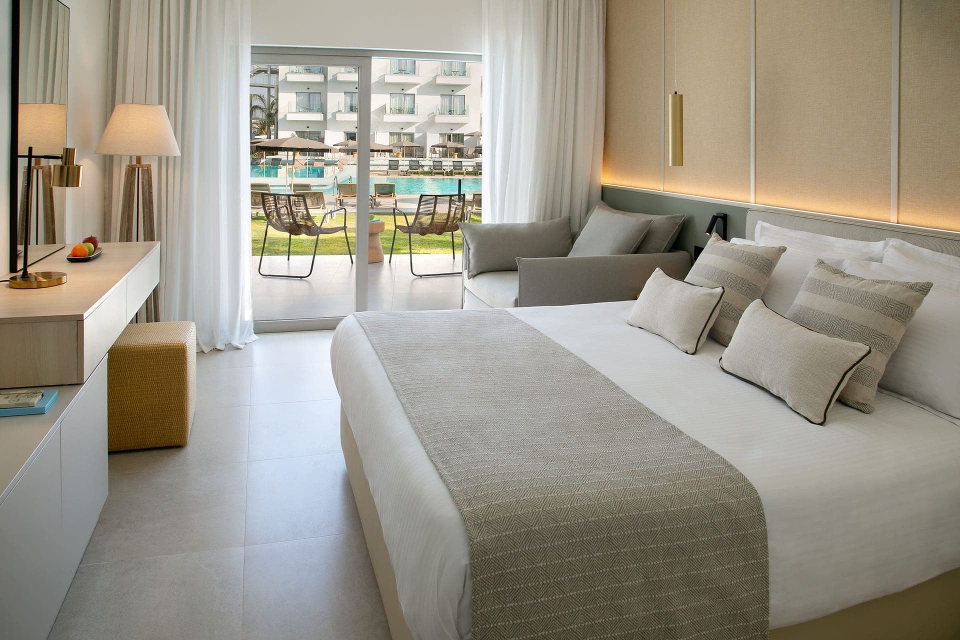 room-types-BLUEATLANT-SUPPV-0.jpg