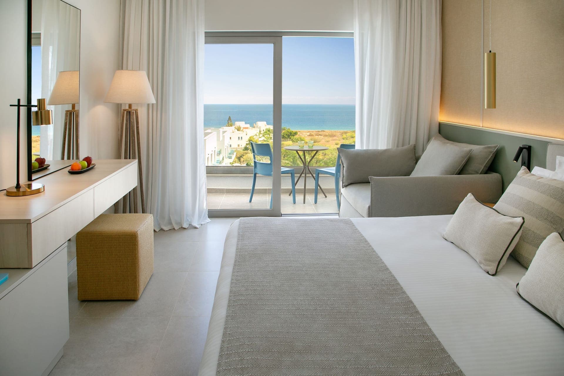 room-types-BLUEATLANT-SUPSV-0.jpg