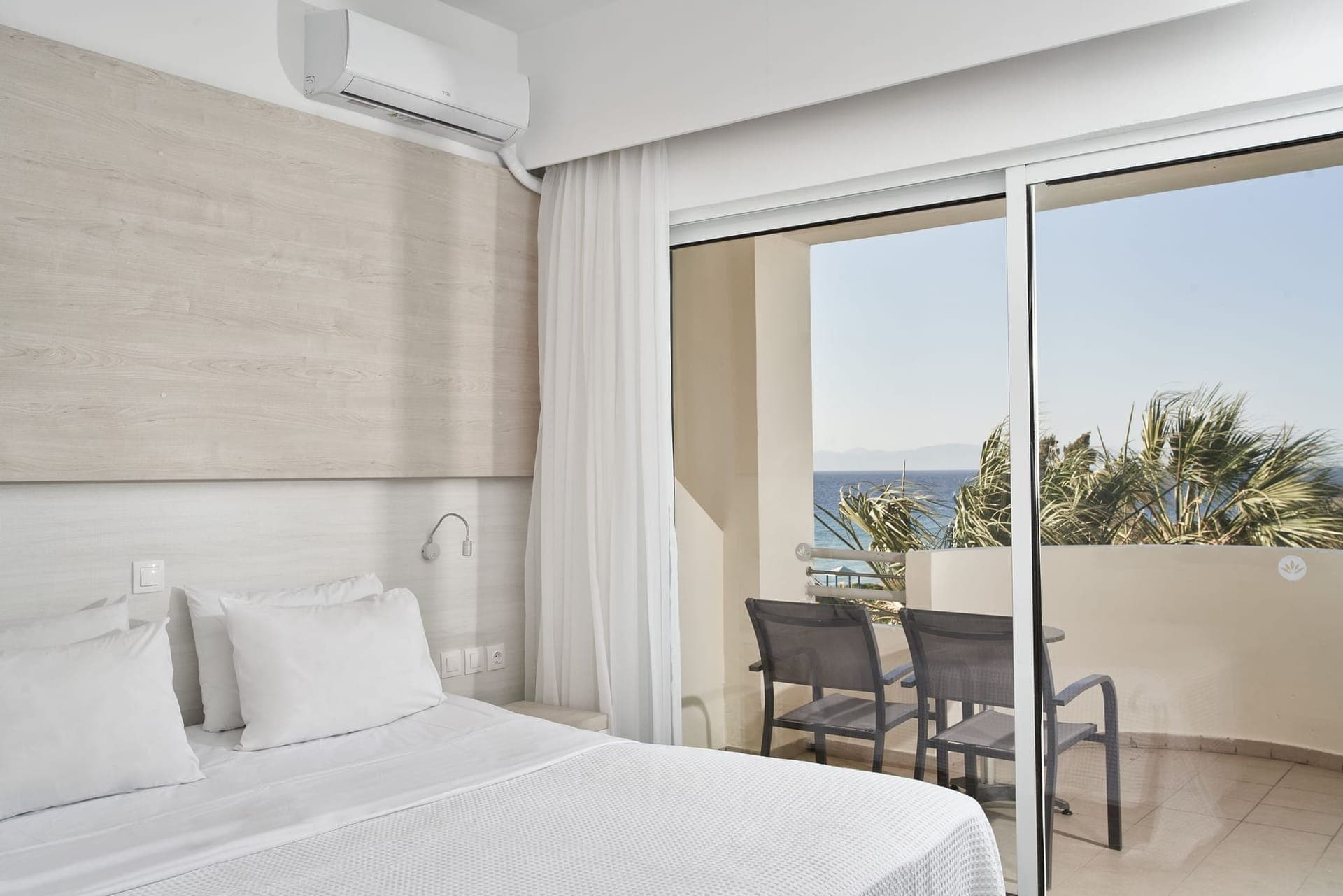 room-types-BLUEBAYRHO-FSM-0.jpg