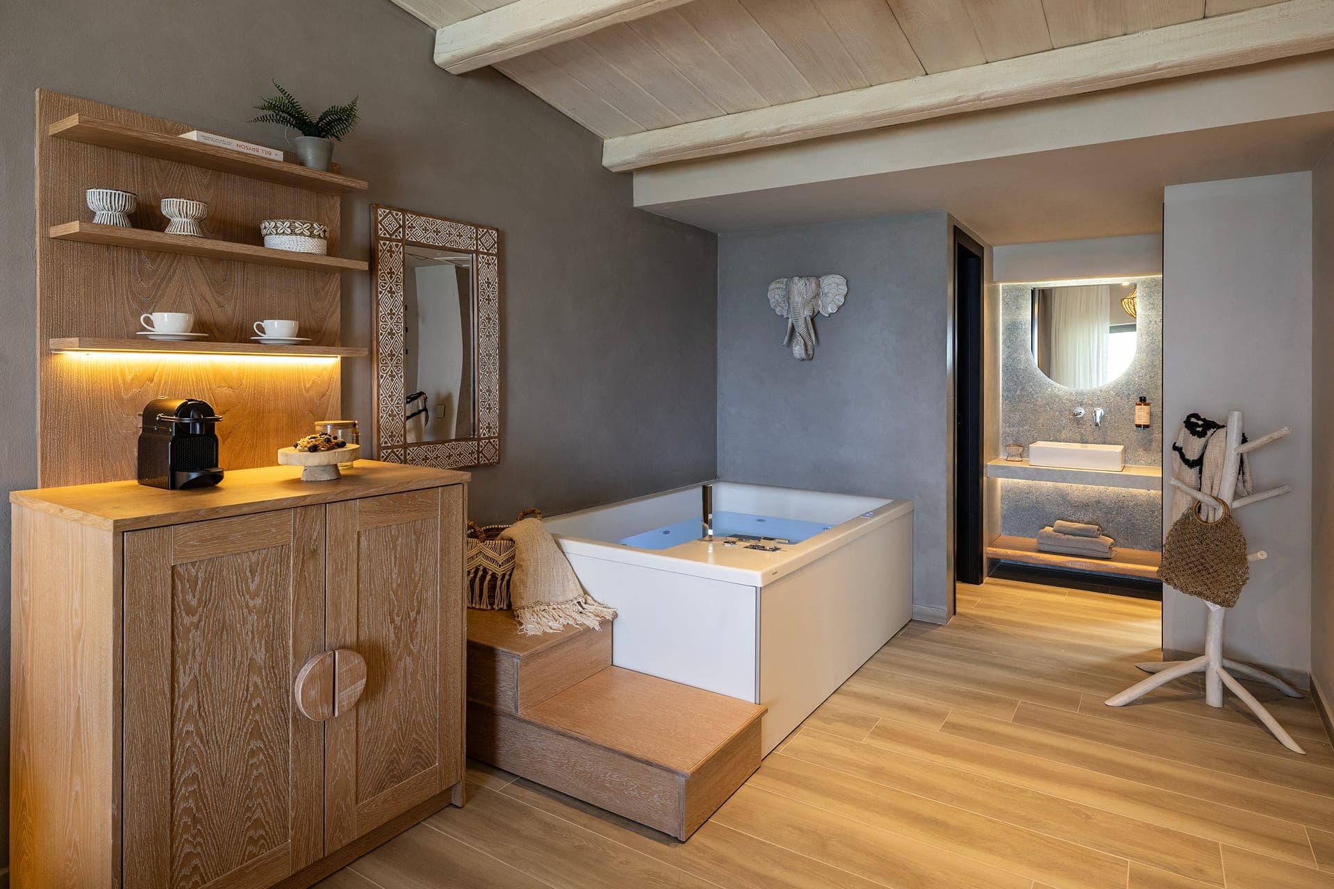 room-types-BLUEC-MIJ-0.jpg