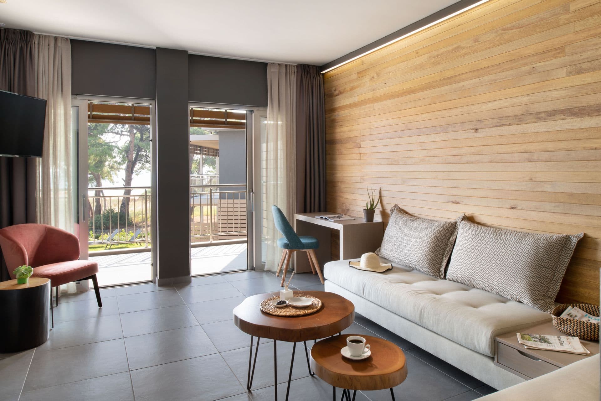 room-types-BLUEDOLPHI-FS-0.jpg
