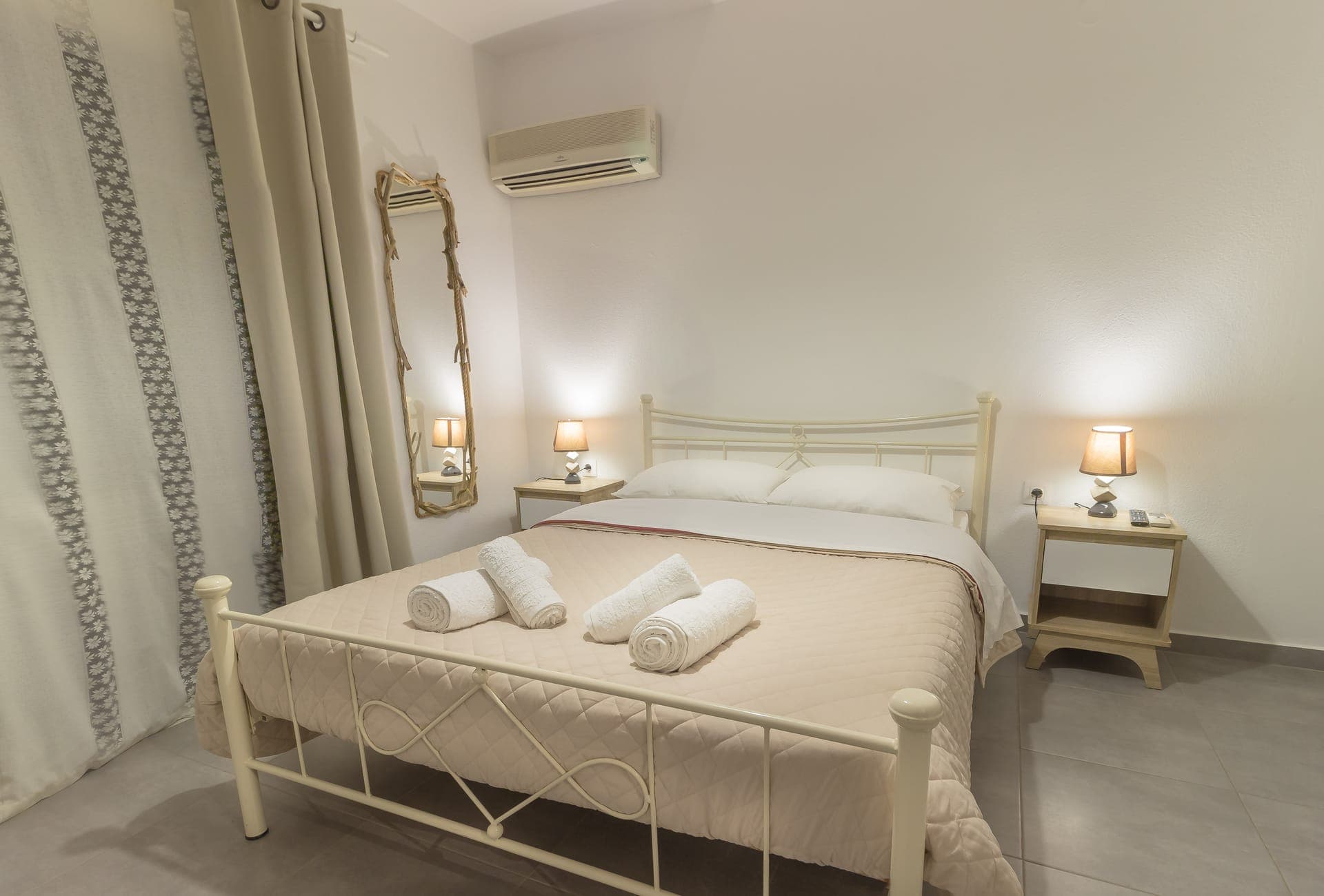 room-types-BLUEERA-PREM-0.jpg