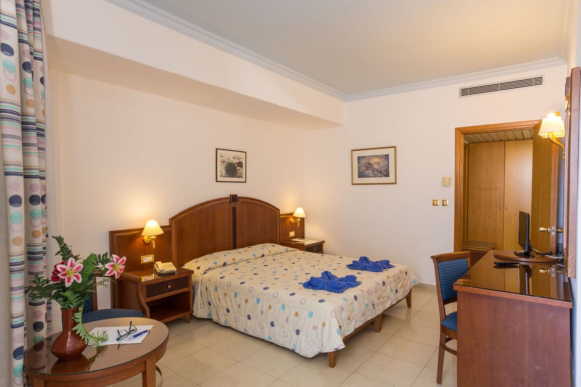 room-types-BLUEHORIZ-FSUI-0.jpg