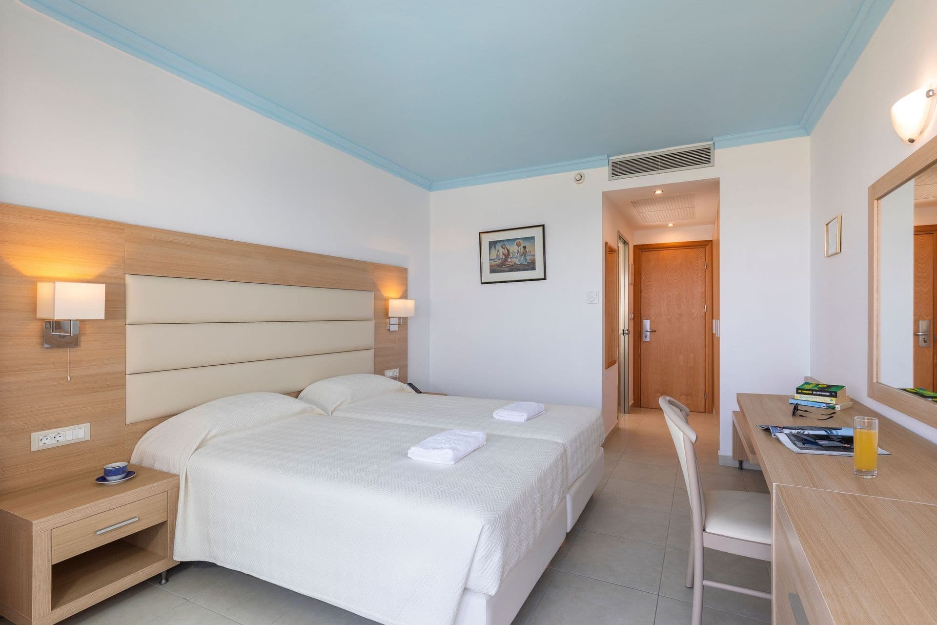 room-types-BLUEHORIZ-SLV-0.jpg