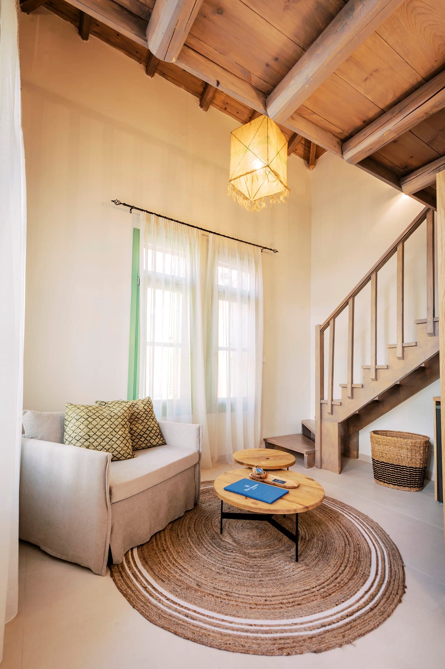 room-types-BLUEJASMIN-AURA-0.jpg