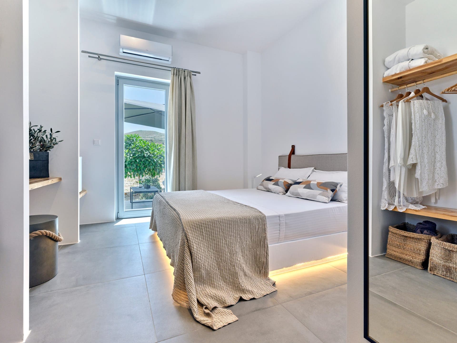 room-types-BLUEMARE-AVRA-0.jpg