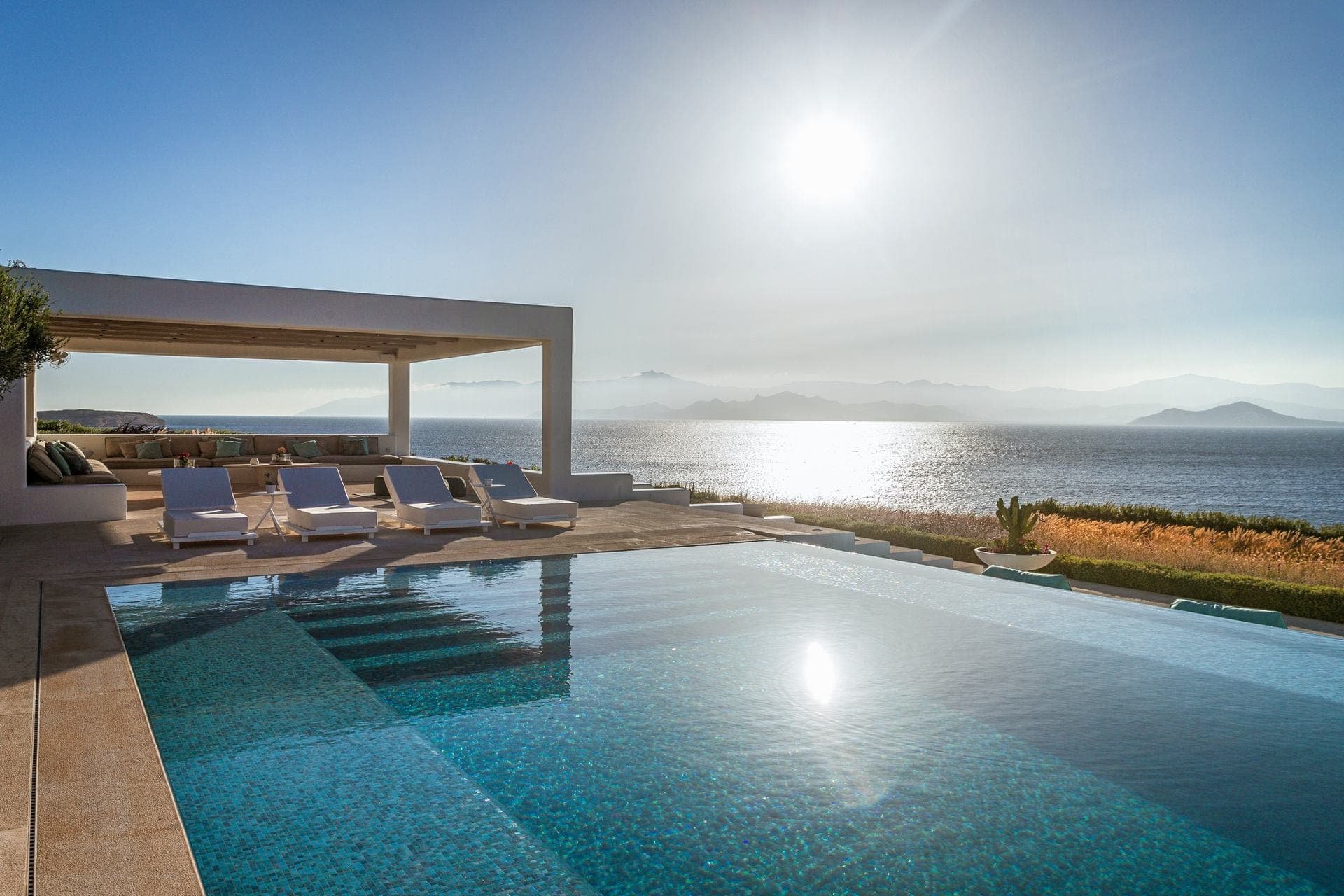 room-types-BLUEPAROS-CABERV-0.jpg