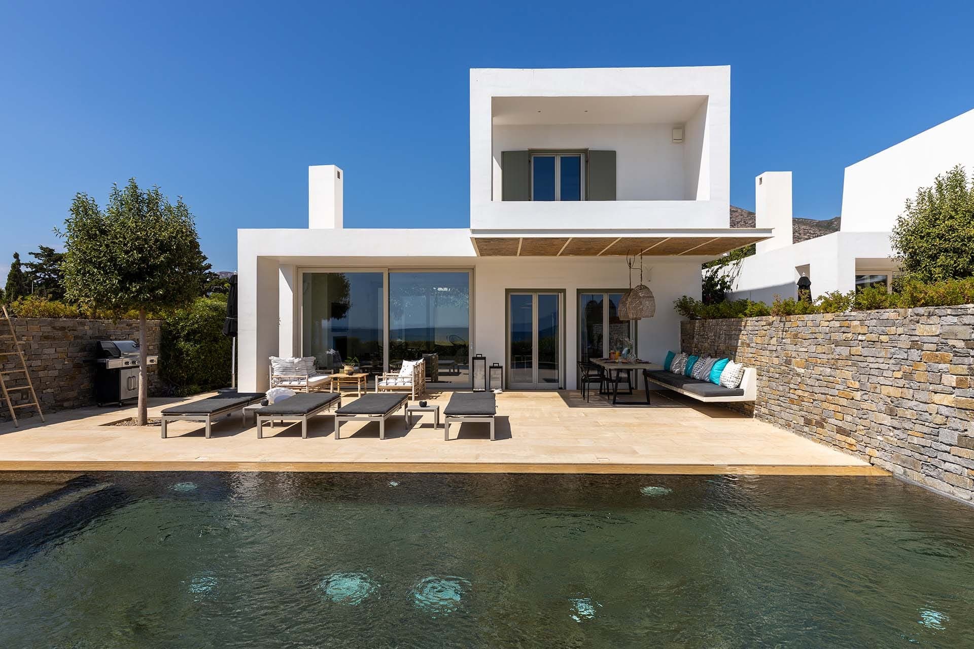 room-types-BLUEPAROS-MERLOV-0.jpg