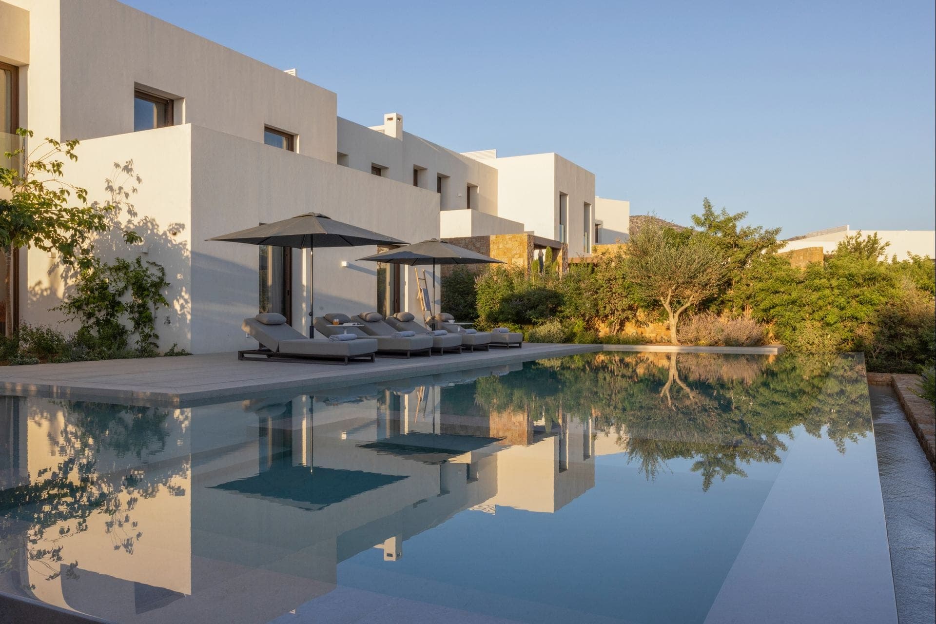 room-types-BLUEPAROS-NAUSIV-0.jpg