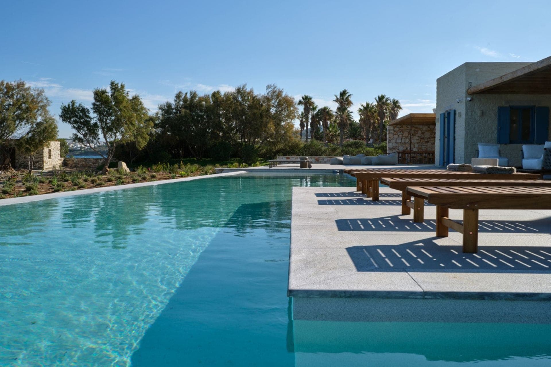 room-types-BLUEPAROS-NAUSVI-0.jpg
