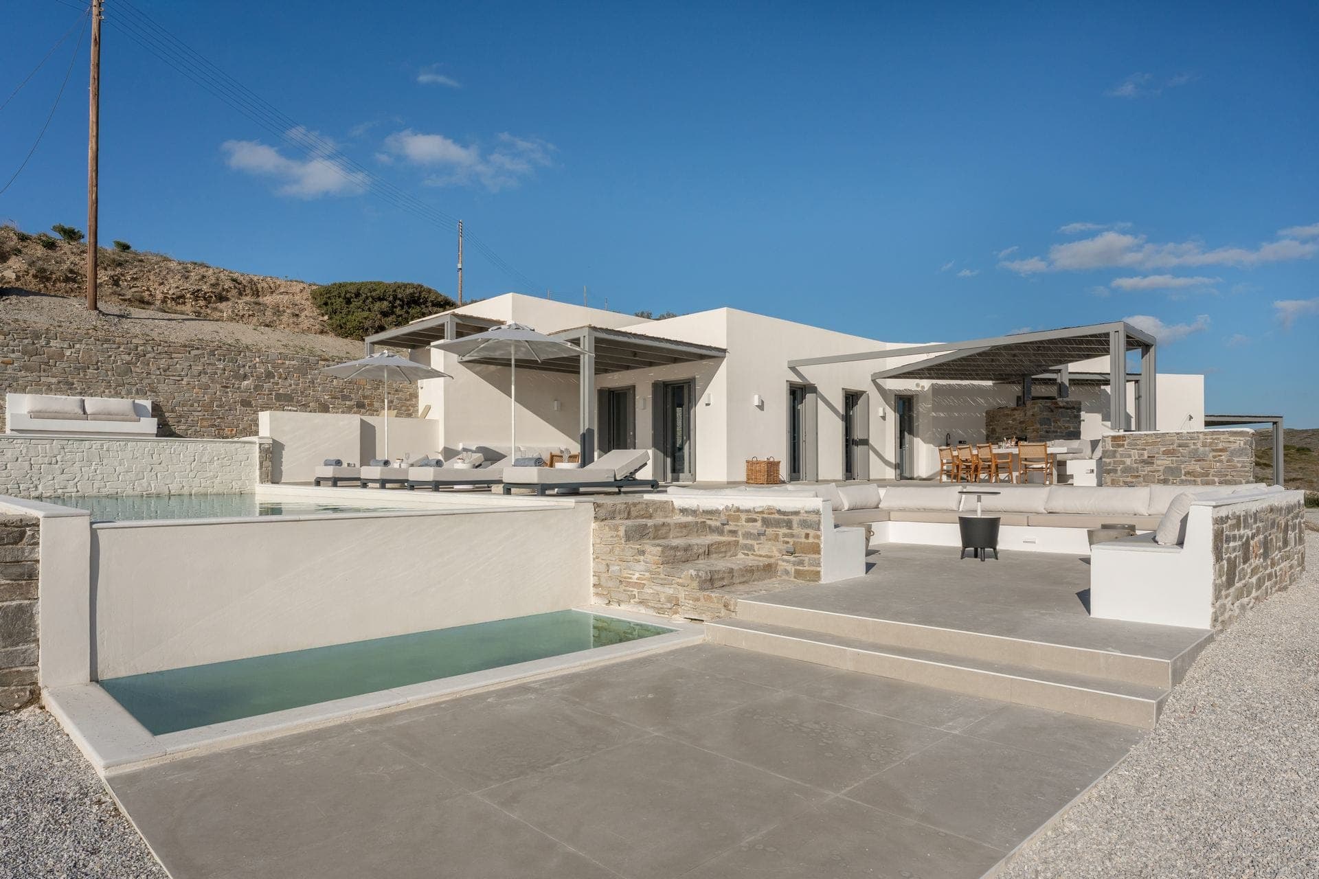 room-types-BLUEPAROS-SALTRV-0.jpg