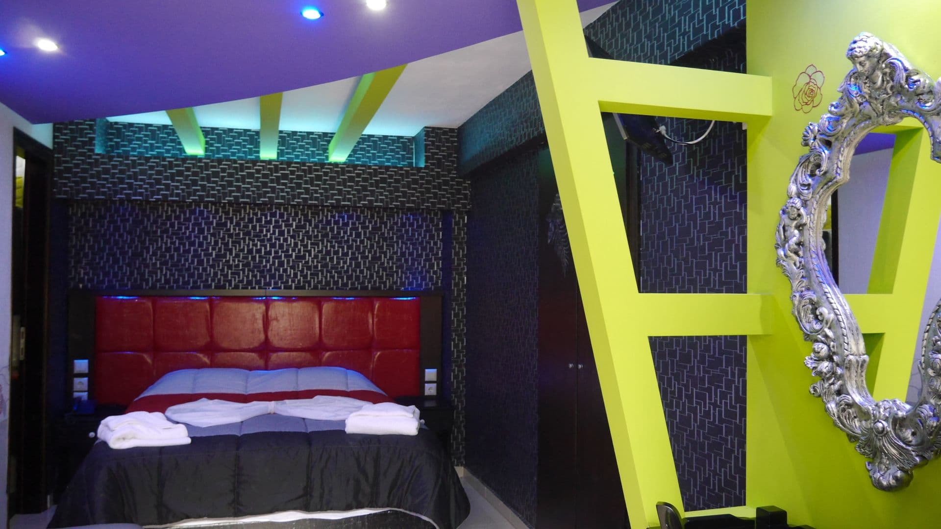 room-types-BLUESEARES-STDSV-0.jpg