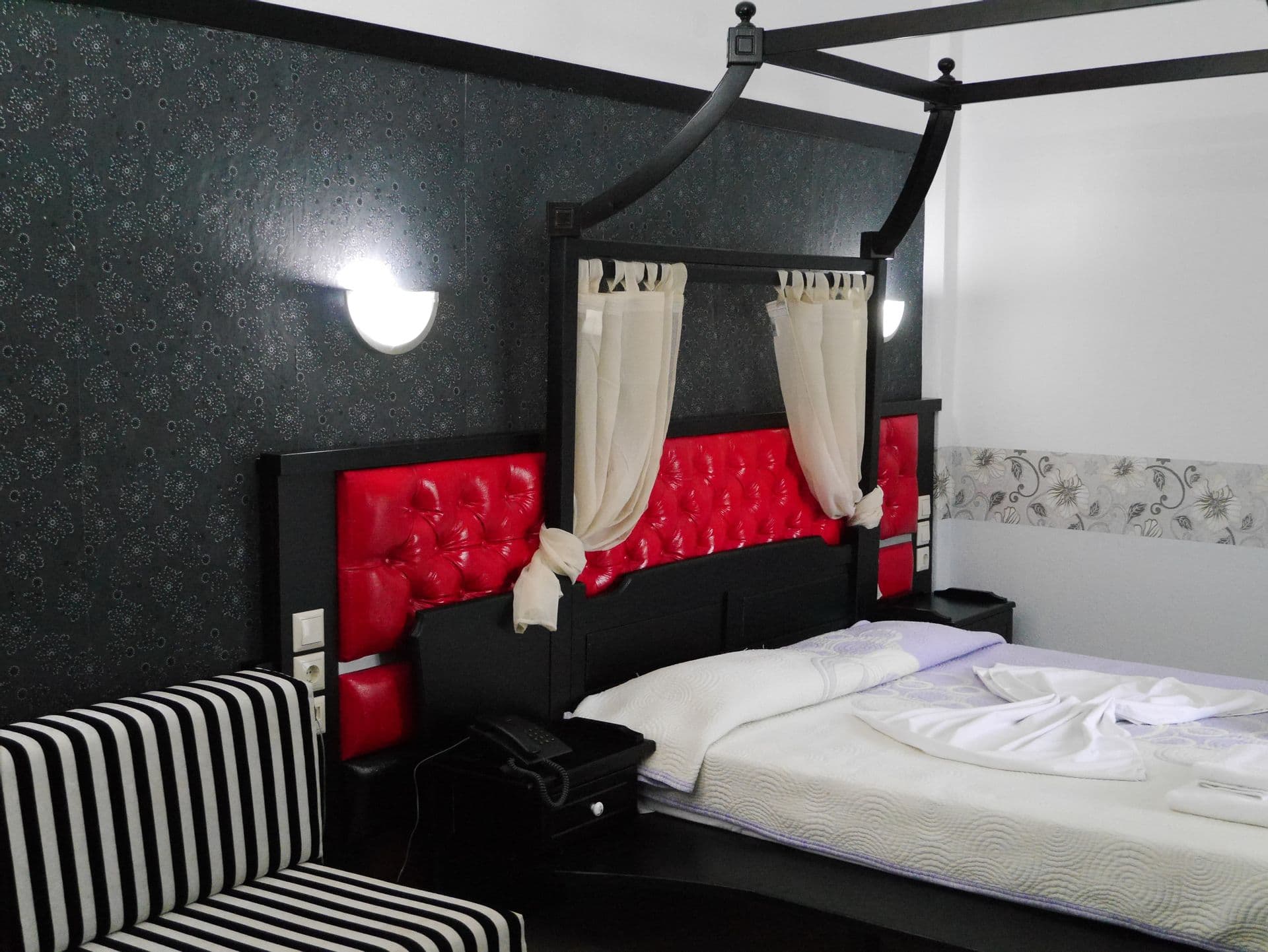 room-types-BLUESKYAPT-STUGV-0.jpg