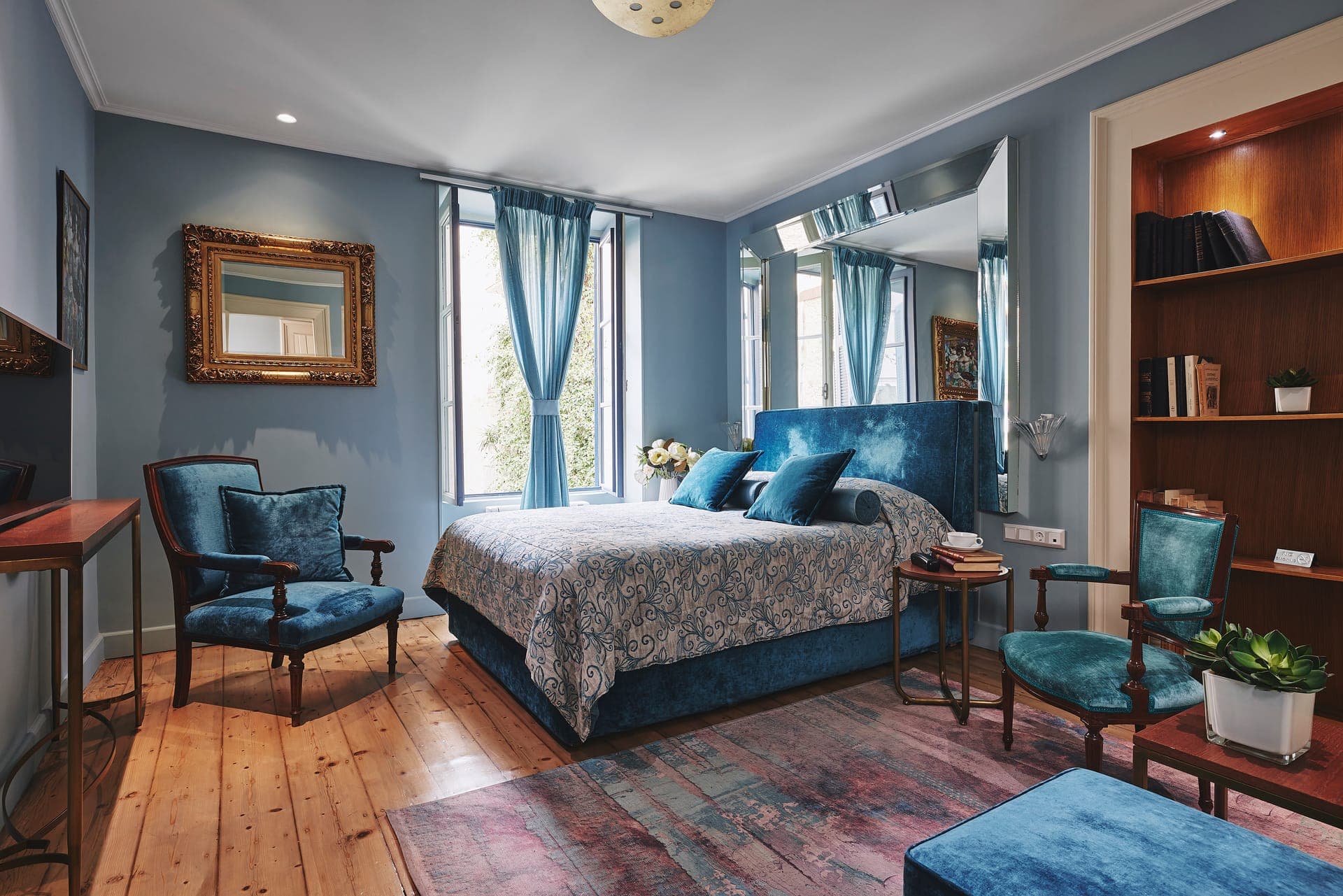room-types-BOHEMIANS-ATTICS-0.jpg