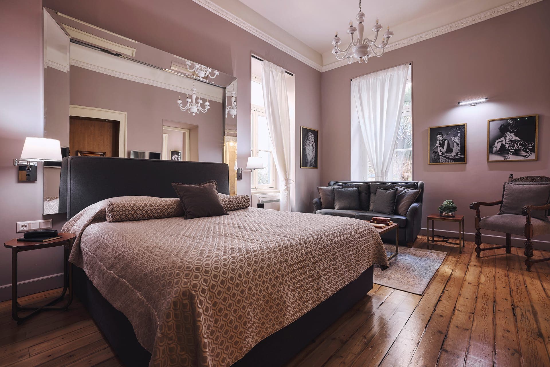room-types-BOHEMIANS-METROS-0.jpg