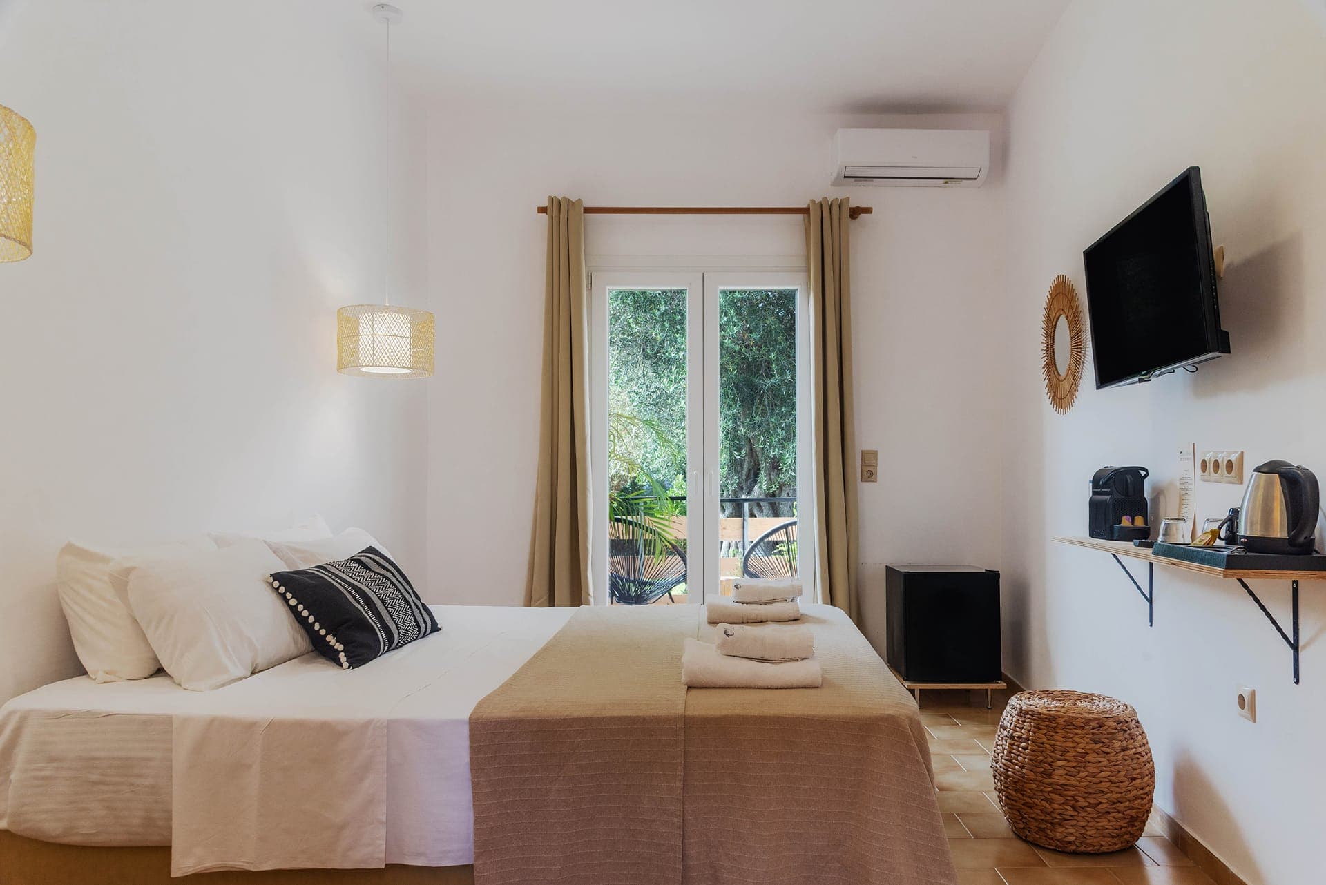 room-types-BOHOTEL-D2TER-0.jpg