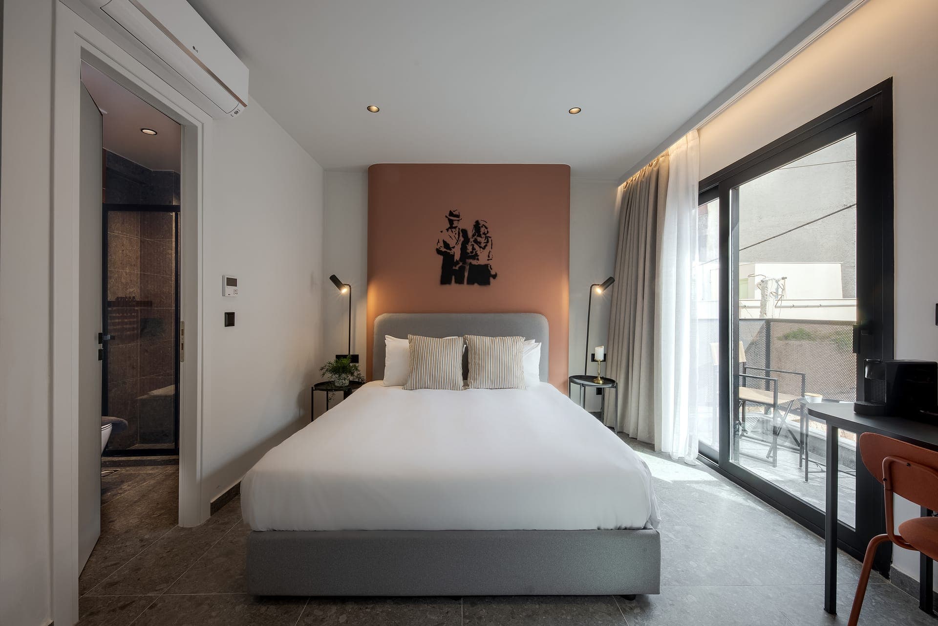 room-types-BONNIEATH-DELUXE-0.jpg