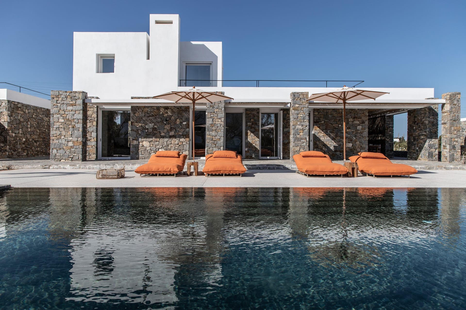 room-types-BRBLVPAROS-SANCIA-0.jpg